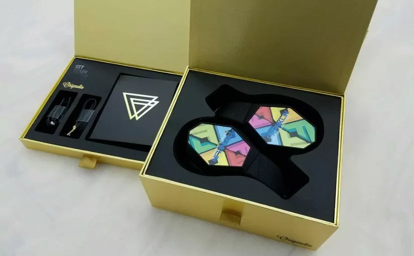 Promotional wireless headphones
